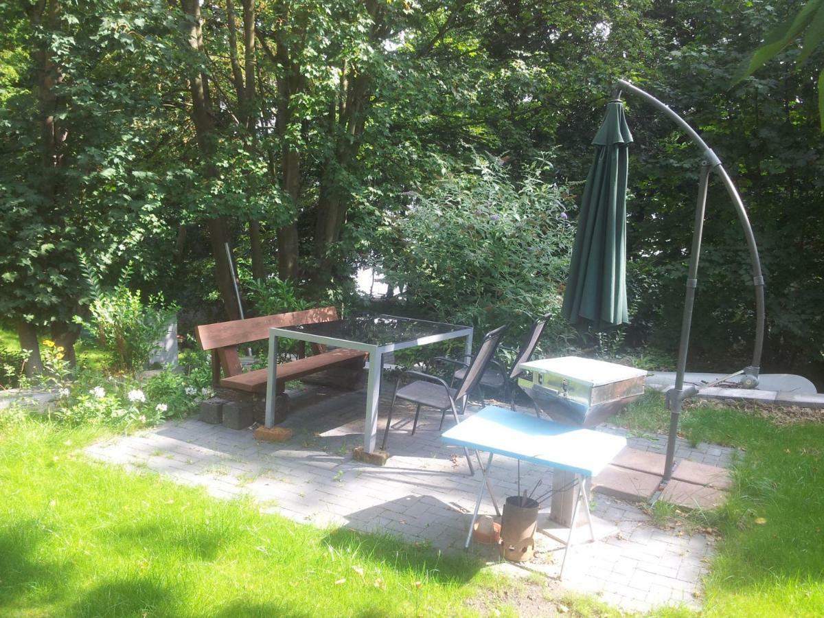 Fewo 2 Ferienwohnung Waren Mueritz - Haus Buchen Am Tiefwarensee - 2 Zi المظهر الخارجي الصورة